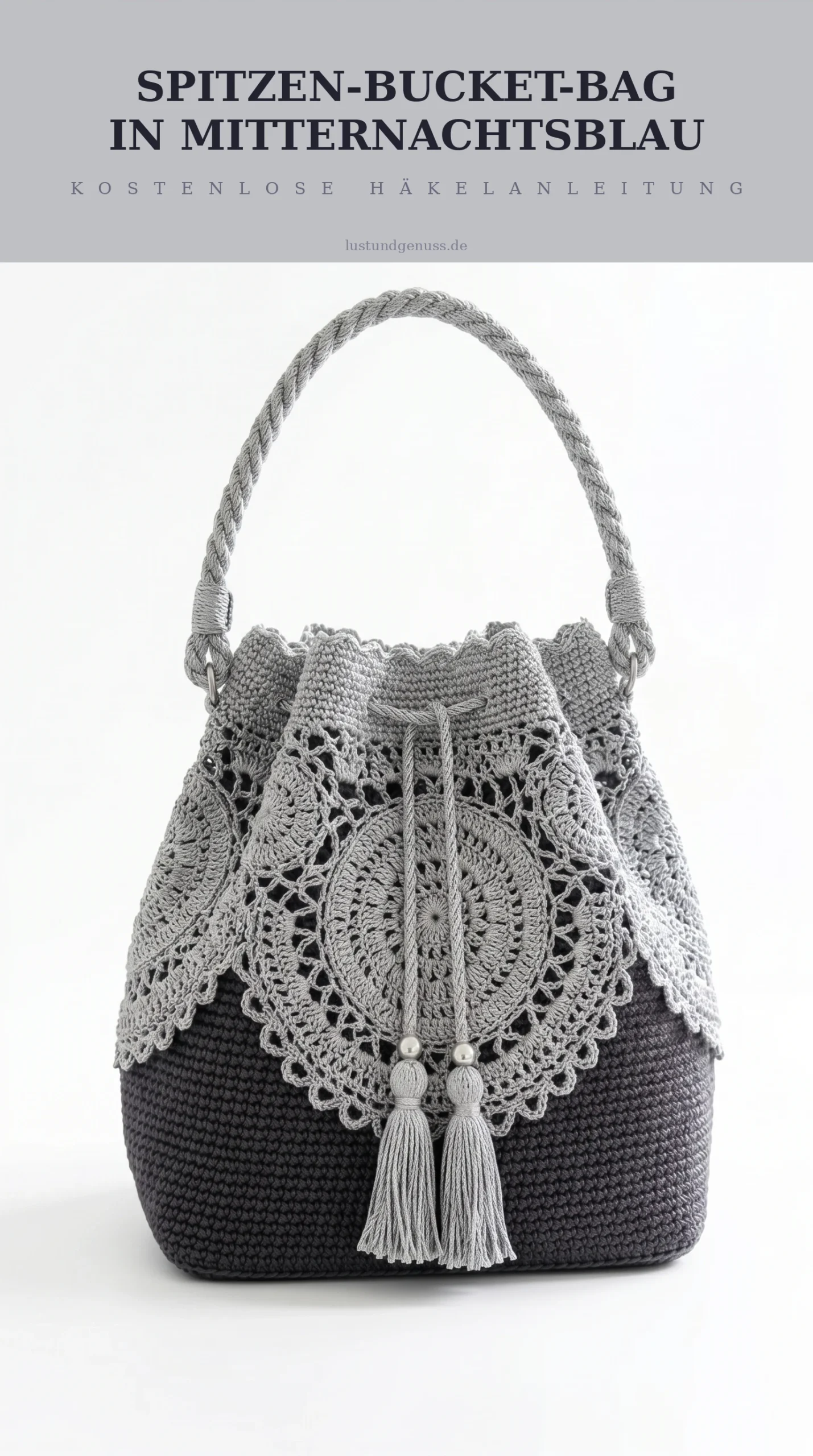 Bucket-Bag mit Spitzenmedaillon in Mitternachtsblau häkeln