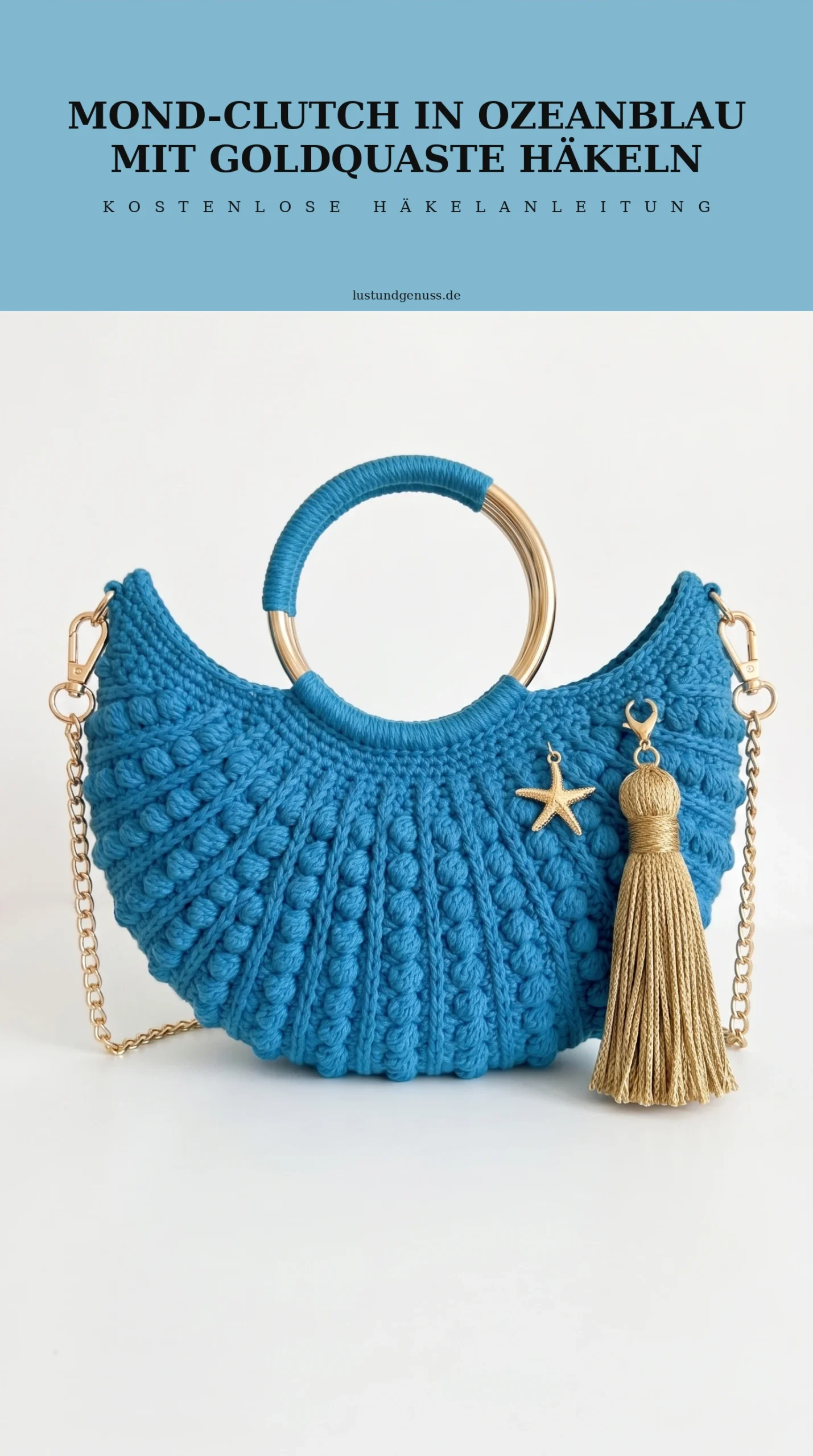 Mond-Clutch in Ozeanblau mit Goldquaste häkeln